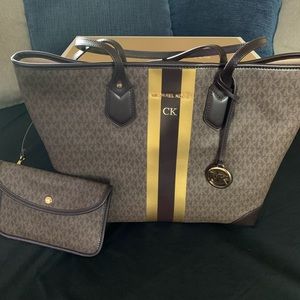 MICHAEL KORS Eva Large Logo Stripe Tote